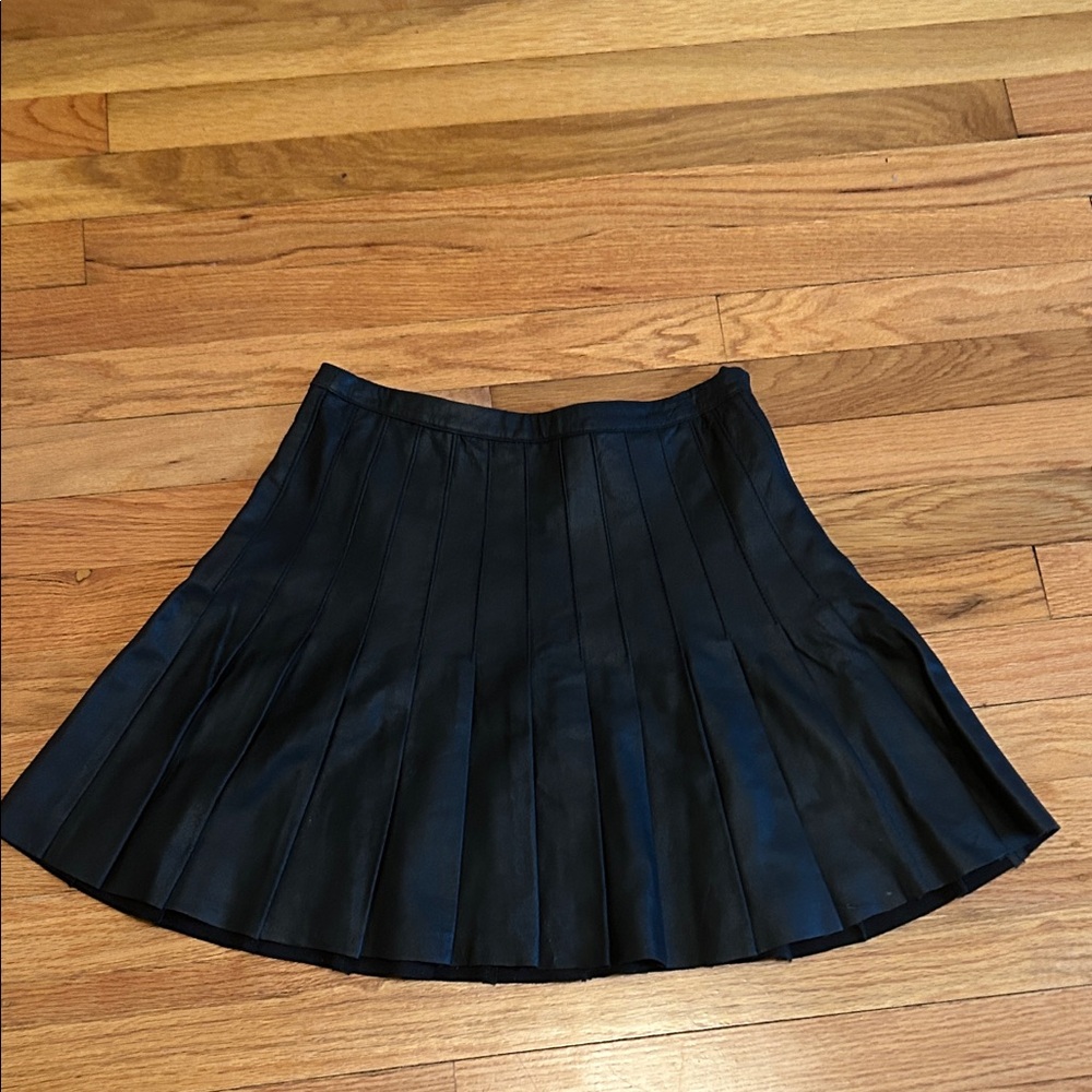 Neiman Marcus Black Leather, Pleated, Skater Skirt - XS